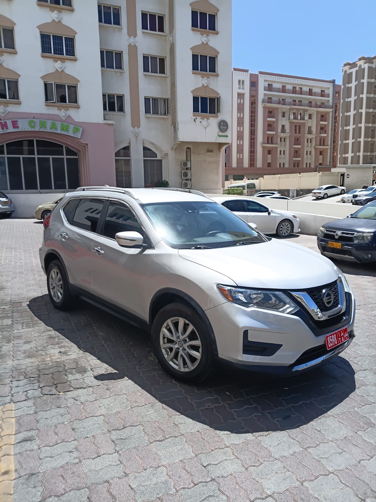 NISSAN ROUGE SV-AWD